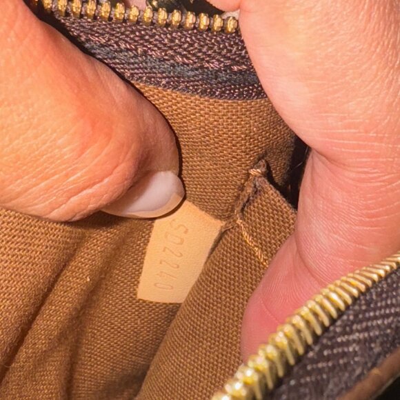 Louis Vuitton Multi Pochette Bag - Picture 15 of 16